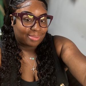 Meet your Posher, Jeri